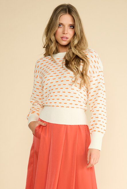 KNIT A835 ECRU_SKIRT A677 ORANGEADE