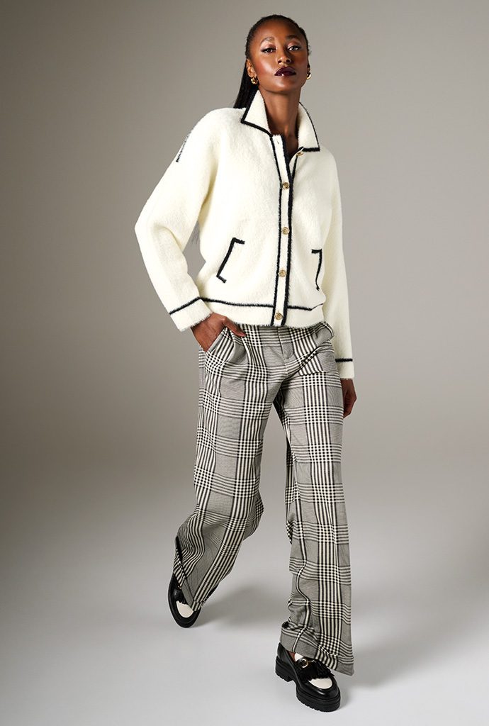 CARDIGAN B846 ECRU PANTS B620 GREY