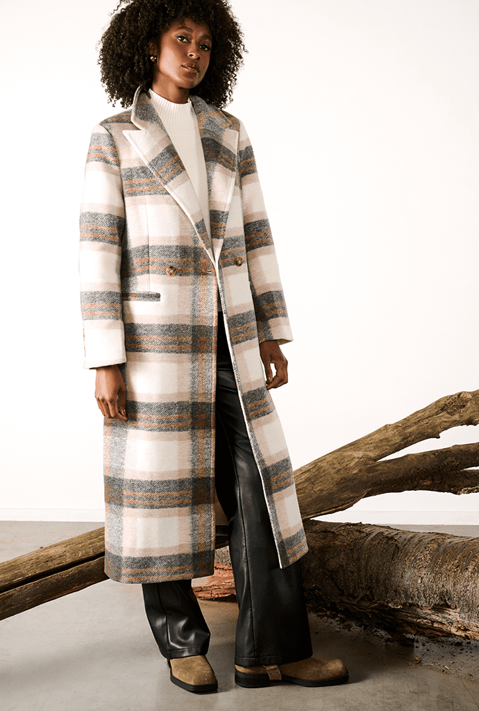 COAT B908 BROWN KNIT B841 ECRU PANTS B751 BLACK