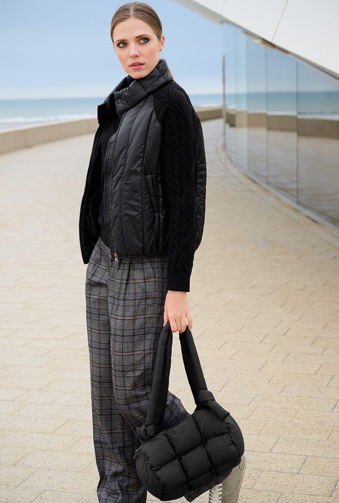 COAT B814 BLACK PANTS B609 BROWN B911 BLACK