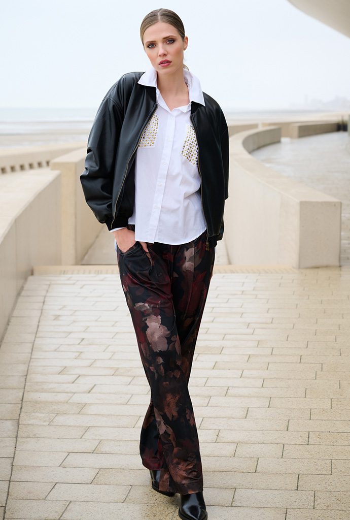 JACKET B756 BLACK SHIRT A751 WHITE PANTS B125 P013.1